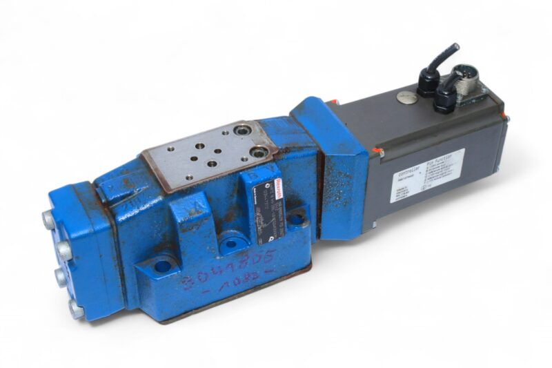 REXROTH R900954279 PILOT OPERATED PROPORTIONAL DIRECTIONAL VALVE 4WRTE16W6-200L-43/6EG24K31/A1M - Image 8