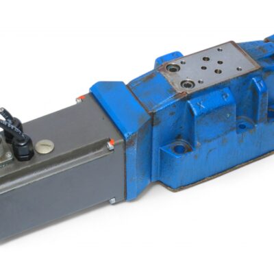 REXROTH R900954279 PILOT OPERATED PROPORTIONAL DIRECTIONAL VALVE 4WRTE 16 W6-200L-43/6EG24K31/A1M