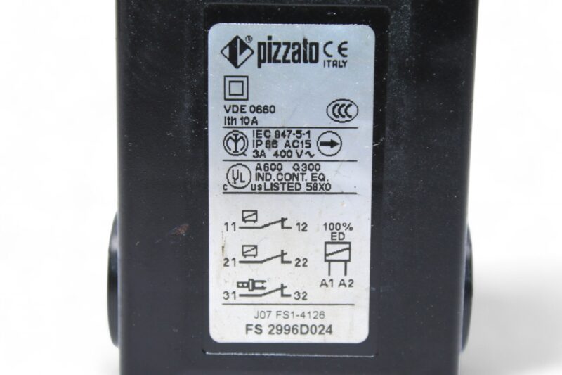 PIZZATO FS 2996D024 SAFETY SWITCH - Image 2