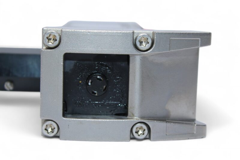 EUCHNER CET3-AR-CRA-AH-50F-SH-C2312-111725 NON-CONTACT SAFETY SWITCH 111725 - Image 6