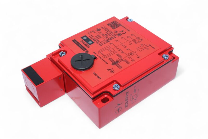 TELEMECANIQUE XCS-E7312 SAFETY SWITCH - Image 5