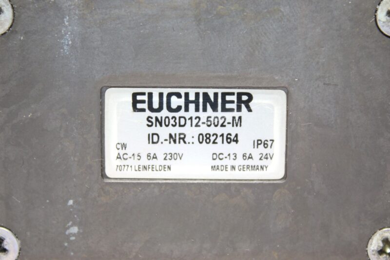 EUCHNER SN03D12-502-M LIMIT SWITCH 082164 - Image 2