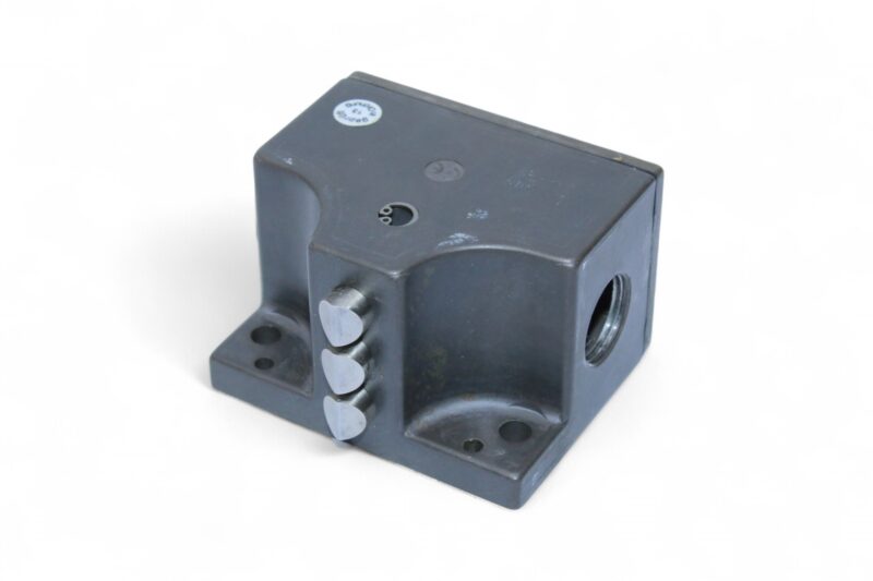 EUCHNER SN03D12-502-M LIMIT SWITCH 082164