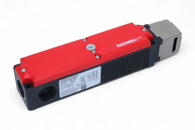 EUCHNER STP3A-2131A024M SAFETY SWITCH 091493 - Image 5