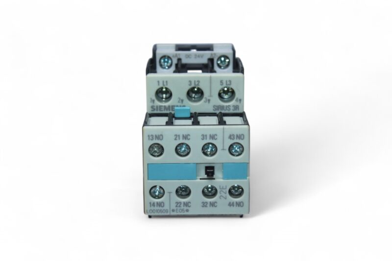 SIEMENS 3RT1024-1BB44 POWER CONTACTOR - Image 5