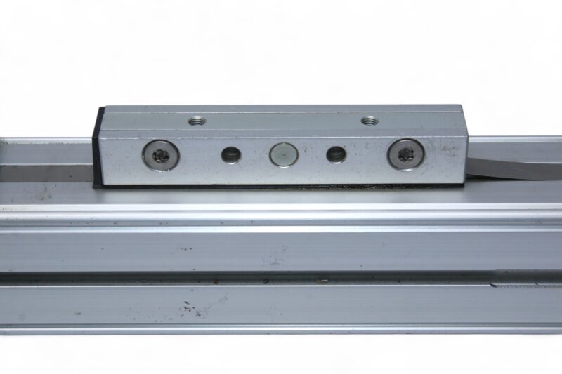 FESTO DGPL-25-40-PPV-A-B-FK LINEAR ACTUATOR 175134 - Image 5