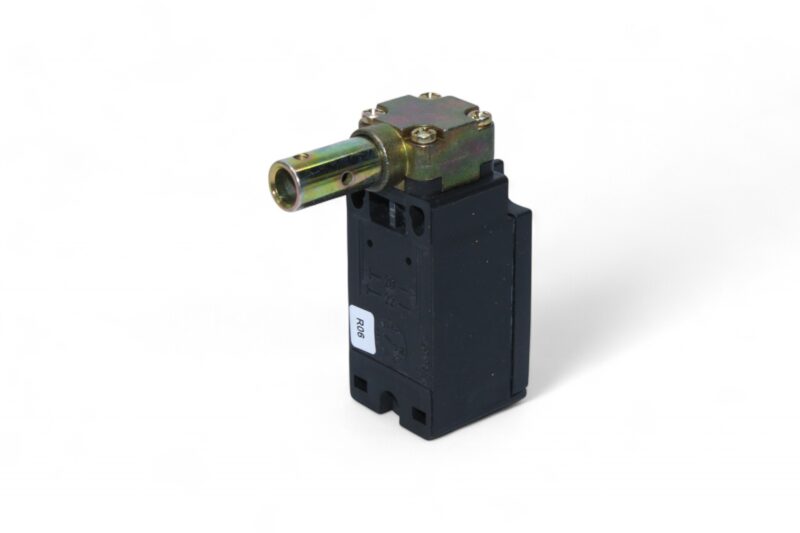 ERSCE E100-01-SCI SAFETY LIMIT SWITCH - Image 4