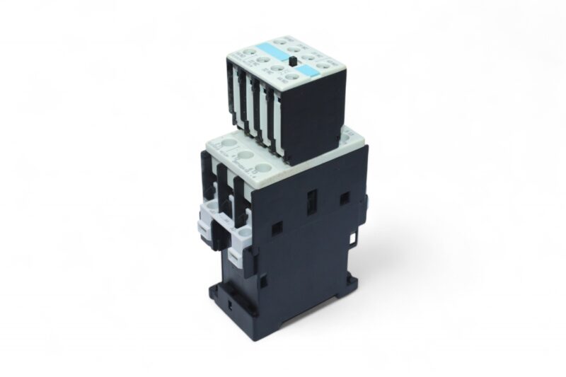 SIEMENS 3RT1024-1BB44 POWER CONTACTOR - Image 7