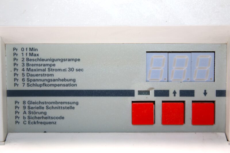AEG MICROVERTER D 15/380 FREQUENCY INVERTER 029-135250 - Image 3