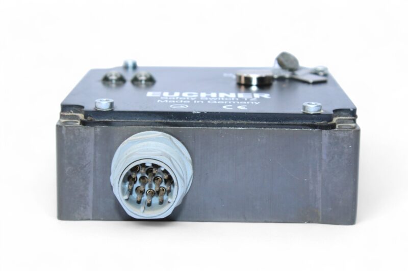 EUCHNER TZ1RE024SR11 SAFETY SWITCH 070826 - Image 3