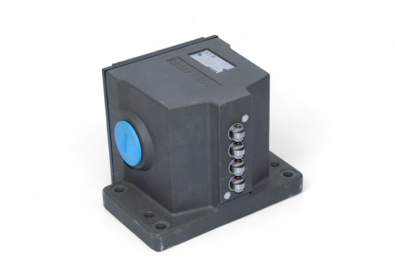 BALLUFF BNS 819-D04-R12-100-10-FD LIMIT SWITCH BNS00J5