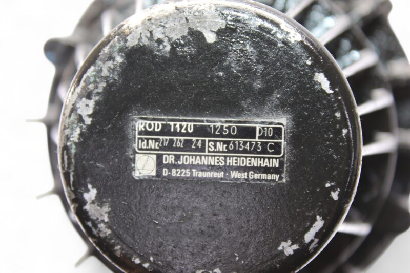 INDRAMAT MDC 5.20F/MM-0/WJ428SS PERMANENT MAGNET MOTOR - Image 3