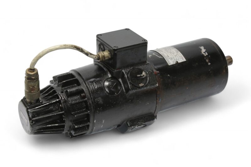 INDRAMAT MDC 5.20F/MM-0/WJ428SS PERMANENT MAGNET MOTOR - Image 6