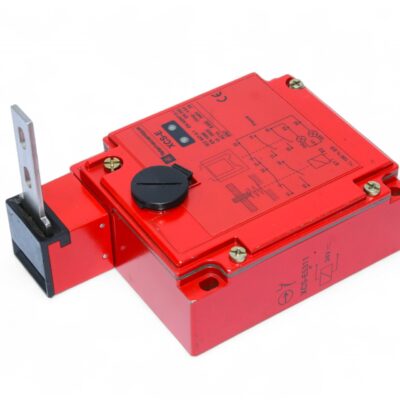 TELEMECANIQUE XCS-E5311 SAFETY SWITCH