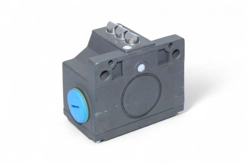 BALLUFF BNS 819-B03-D12-61-12-10 LIMIT SWITCH BNS0287 - Image 5