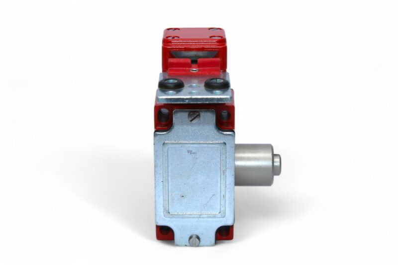 SCHMERSAL SHGV/R01/204+BO SAFETY DOOR INTERLOCKING - Image 3