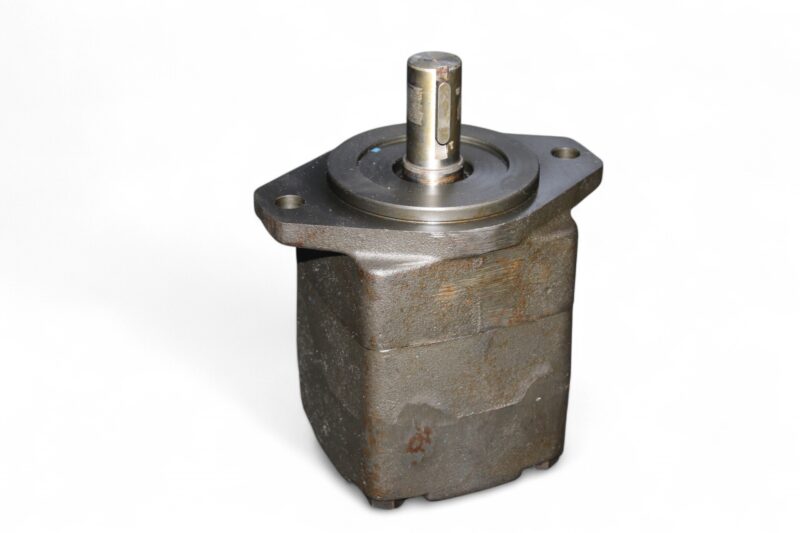 REXROTH R900931548 VANE PUMP PVV4-1X/082RA15DMC - Image 4