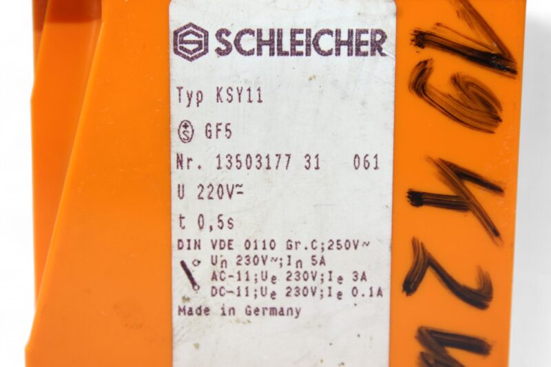 SCHLEICHER KSY 11 TIME RELAY 13503177 31 (0.5 Sec) - Image 2
