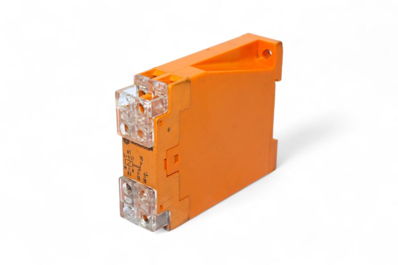 SCHLEICHER KSY 11 TIME RELAY 13503177 31 (0.5 Sec) - Image 4