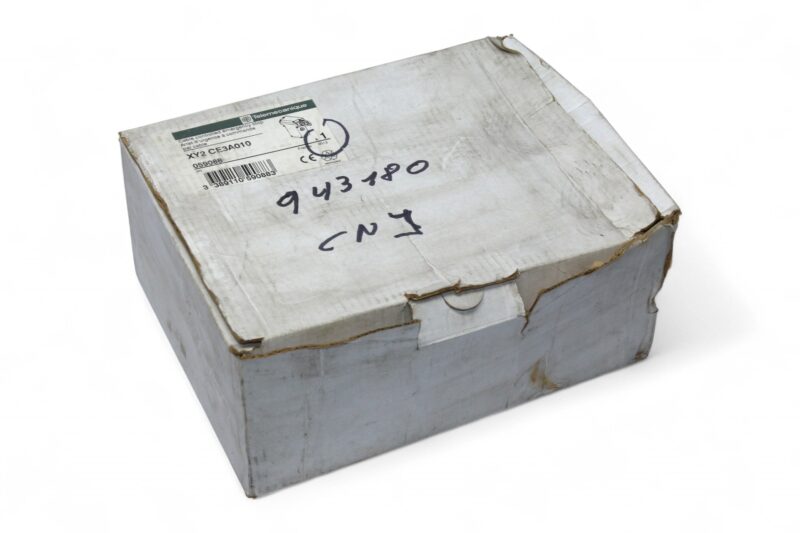 TELEMECANIQUE XY2CE3A010 EMERGENCY STOP ROPE PULL SWITCH - Image 8