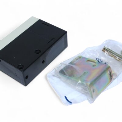 TELEMECANIQUE XUJ-M1000 PHOTOELECTRIC SENSOR