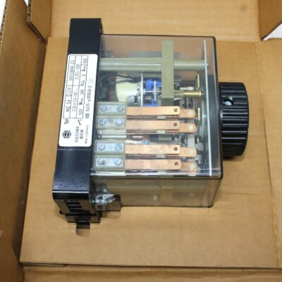 SCHLEICHER MZ 54 TIME RELAY 01111894-23 0.15s…30h