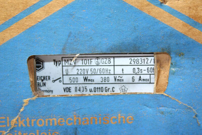 SCHLEICHER MZV 101F TIME RELAY 298312/1 0.3S…60h - Image 2
