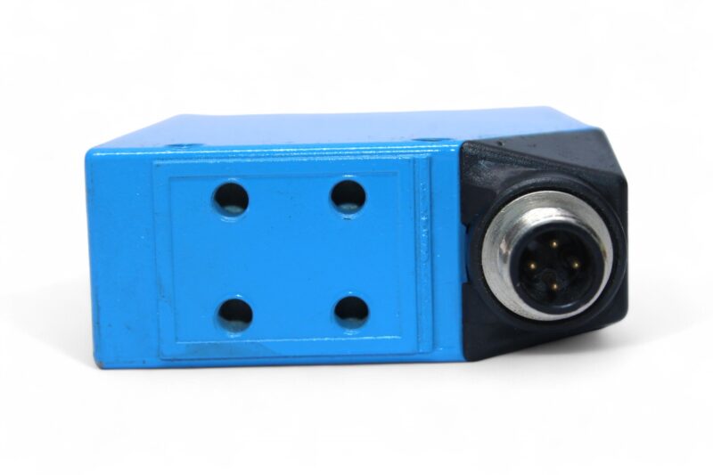 SICK WL24-2B430 Photoelectric Sensor 1017860 - Image 3