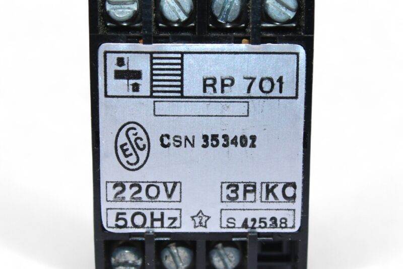ZPA TRUTNOV CSN 35 3402 RELAY 220 V RP 701 - Image 3
