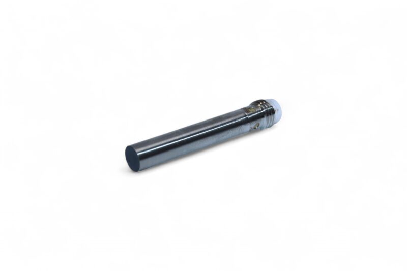 BALLUFF BES00KY INDUCTIVE PROXIMITY SENSOR BES 516-3021-G-E5-C-S49 - Image 4