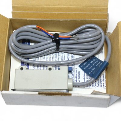 TELEMECANIQUE XUD H003537 PHOTOELECTRIC SENSOR – FIBER OPTIC AMPLIFIER
