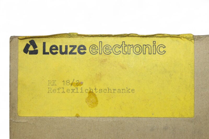 Leuze RK 18/2 Unpolarized retro-reflective photoelectric sensor 102383 - Image 2