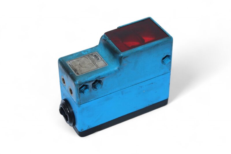 SICK WT32-B230 PHOTOELECTRIC PROXIMITY SENSOR - Image 3