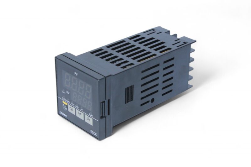 OMRON E5CK-AA1-500 DIGITAL CONTROLLER - Image 4