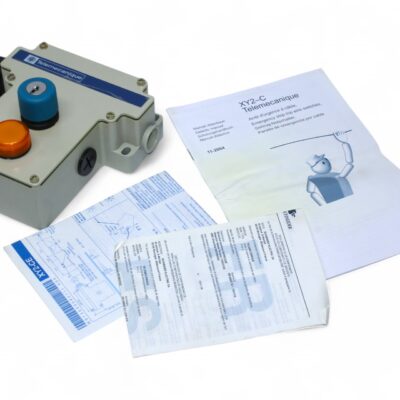 TELEMECANIQUE XY2CE2A596 EMERGENCY STOP ROPE PULL SWITCH