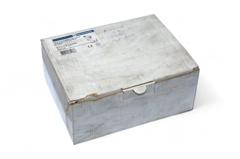 TELEMECANIQUE XY2CE2A596 EMERGENCY STOP ROPE PULL SWITCH - Image 8