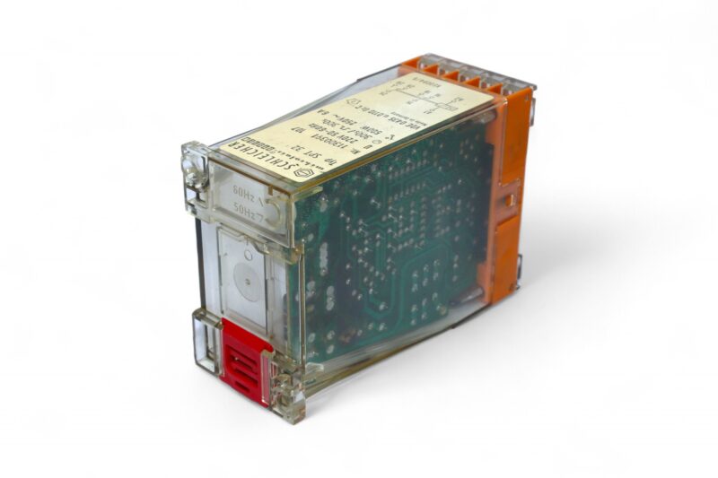 SCHLEICHER SPT 32 TIME RELAY 11300391 (300s/300s) - Image 4
