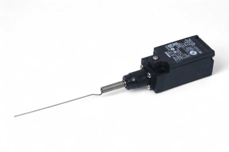 OMRON D4N-4180 LIMIT SWITCH - Image 4