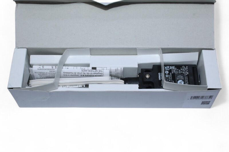 OMRON D4N-4180 LIMIT SWITCH