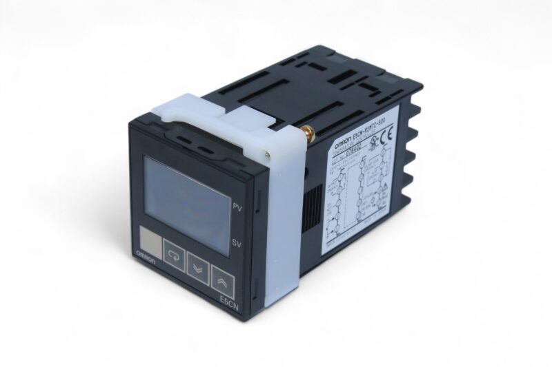 OMRON E5CN-R2MTC-500 Digital Temperature Controller (100 TO 240V) - Image 7