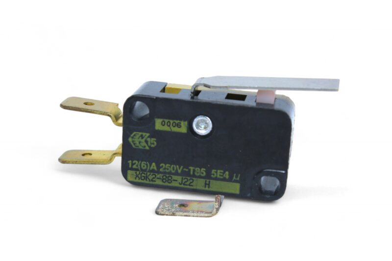 BURGESS XGK2-88-J22 MICRO SWITCH  - Image 2