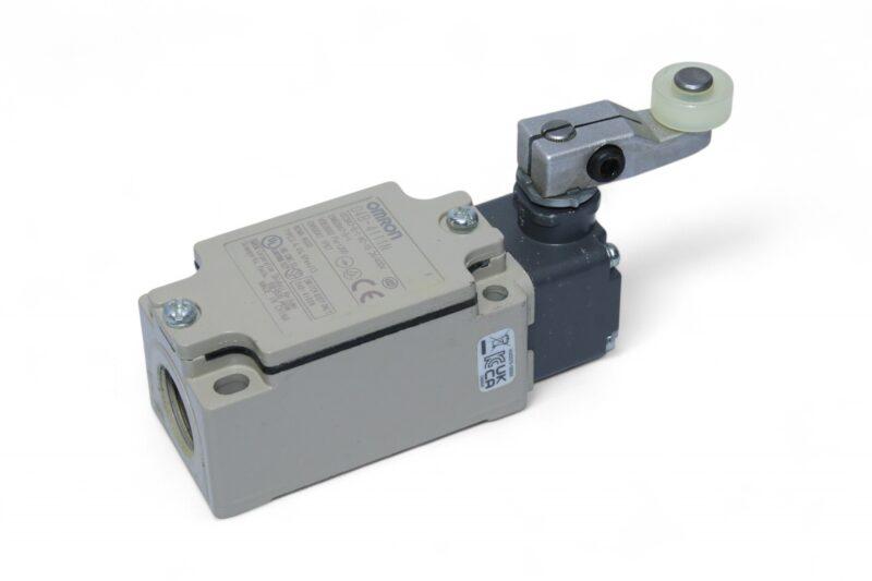 OMRON D4B-4111N LIMIT SWITCH - Image 4