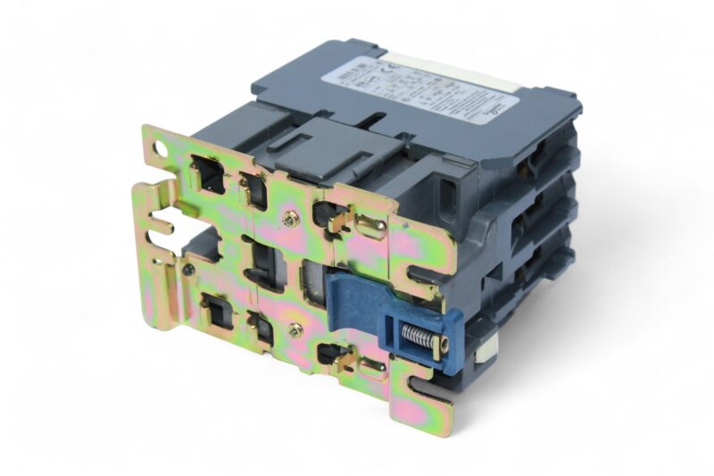 TELEMECANIQUE LC1 D40D7 CONTACTOR (18.5 Kw) - Image 5