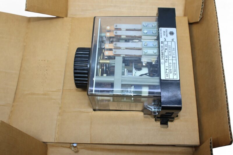 SCHLEICHER MZ 54 TIME RELAY 01111199-25 0.3S…60h