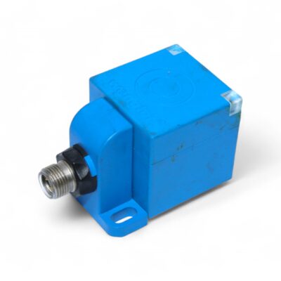 WENGLOR IQ200BK70VA3 INDUCTIVE PROXIMITY SENSOR