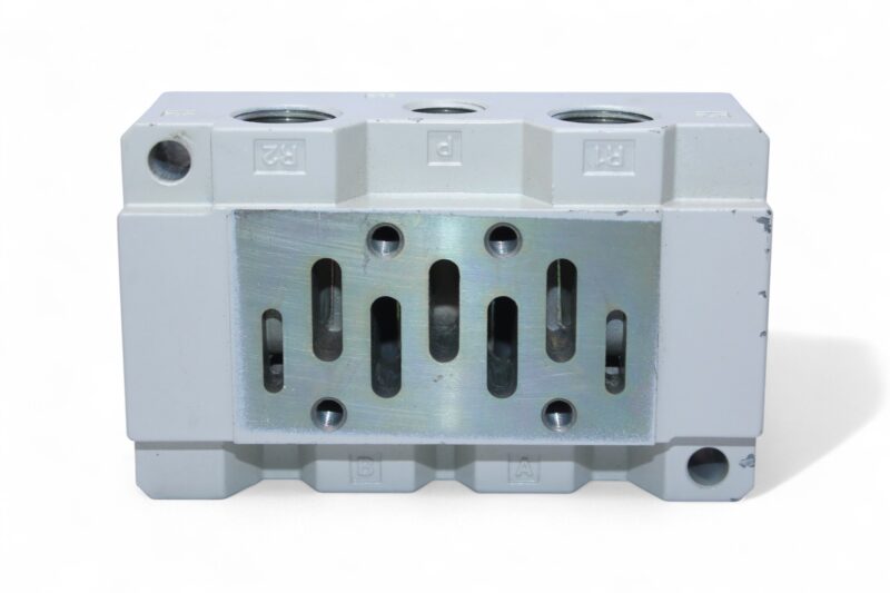 SMC EVS7-1-A02F MANIFOLD BLOCK - Image 4