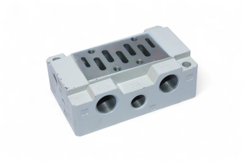 SMC EVS7-1-A02F MANIFOLD BLOCK - Image 6