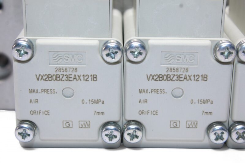 SMC VVX220Z04AX19 MULTI CONNECTION PLATE VX2B0BZ3EAX121B - Image 3