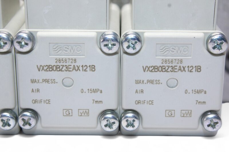 SMC VVX220Z04AX19 MULTI CONNECTION PLATE VX2B0BZ3EAX121B - Image 4