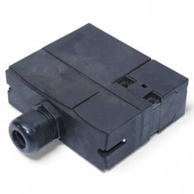 SCHMERSAL AZM 170SK-11/11ZRKA 24VAC/DC SAFETY SWITCH 101182692